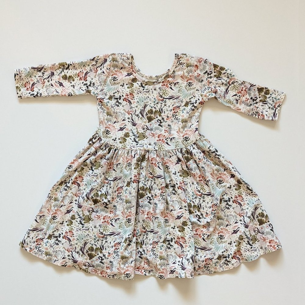 GORGEOUS Vivie and Ash Wildwood Three Quarter Sleeve Twirly Dress EUC 5T